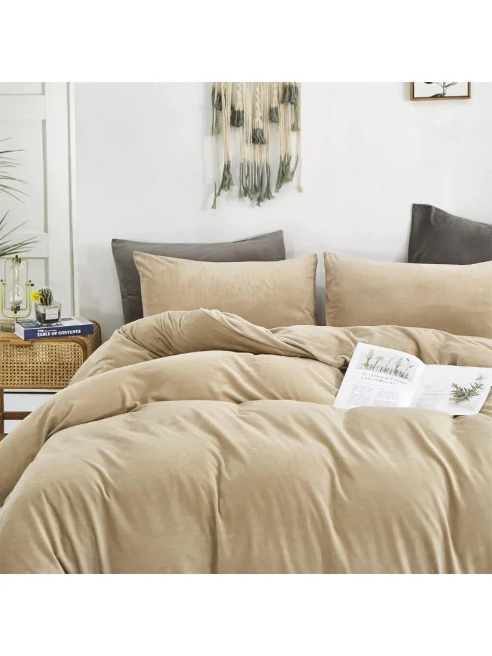 Cozy Cream Velvet King Comforter Set - Heavyweight Flannel Bedding in Beige